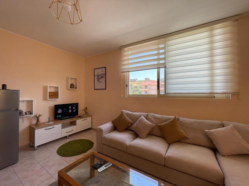 Lisus Apartment วญอเรอ ภายนอก รูปภาพ